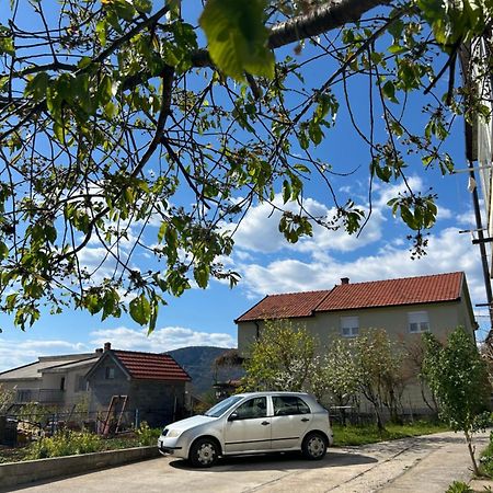 Maksumic Apartman Mostar Eksteriør billede